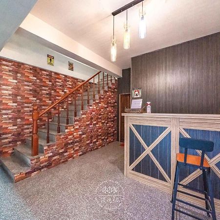 羅東夜市 工業loft旅宿 Loft House Lotung Kültér fotó