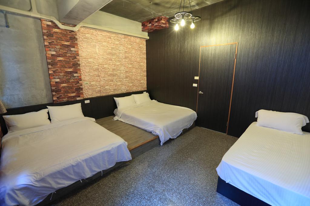 羅東夜市 工業loft旅宿 Loft House Lotung Kültér fotó