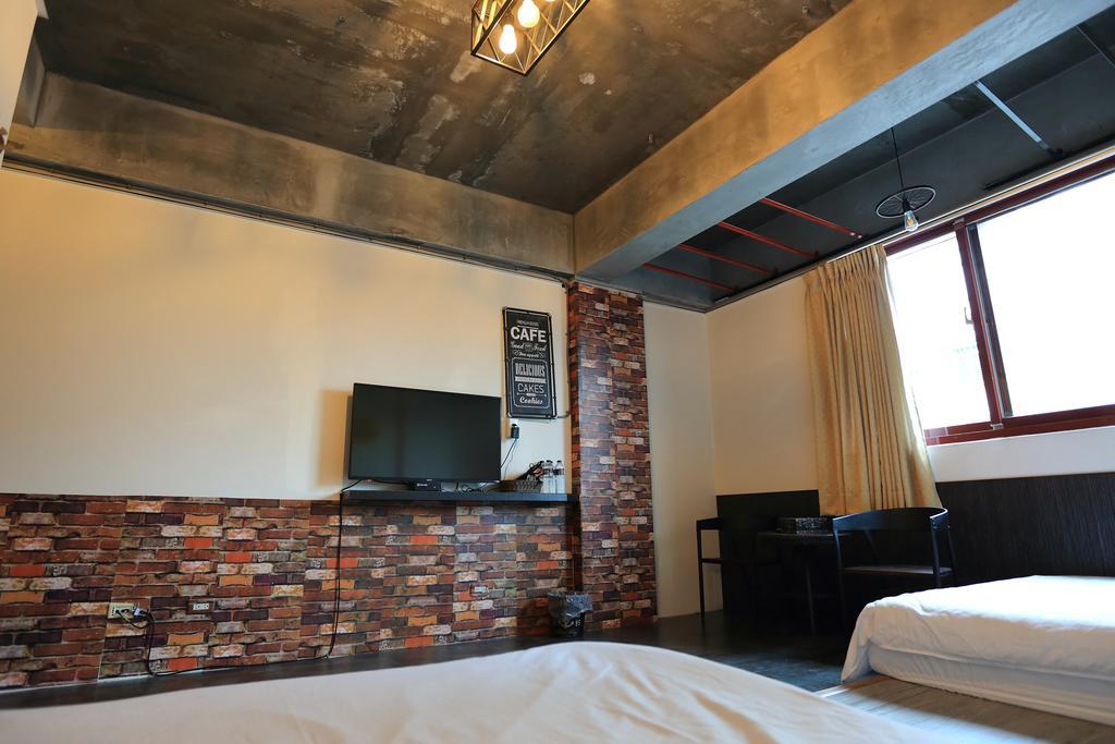 羅東夜市 工業loft旅宿 Loft House Lotung Kültér fotó